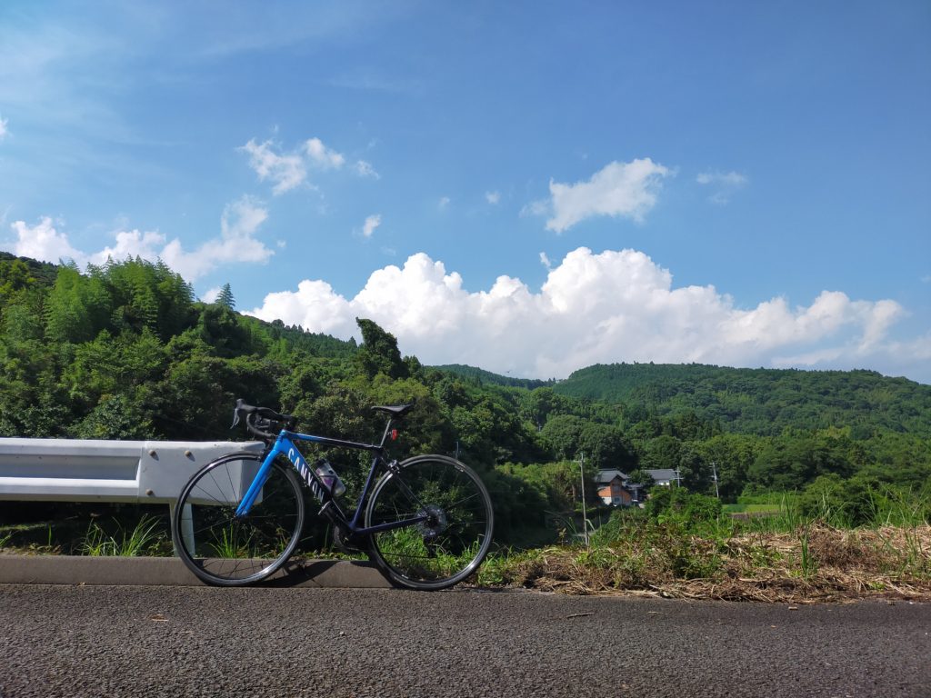 ロードバイク　アルミ　カーボン　クロモリ